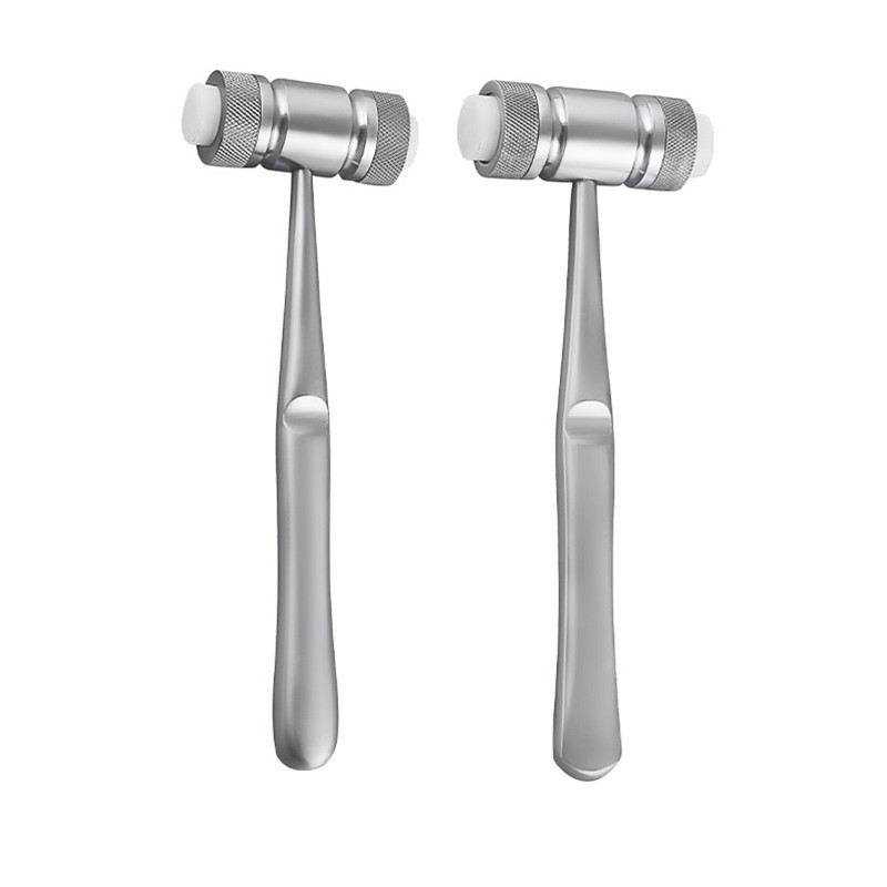 Kladívko s plastovým zakončením