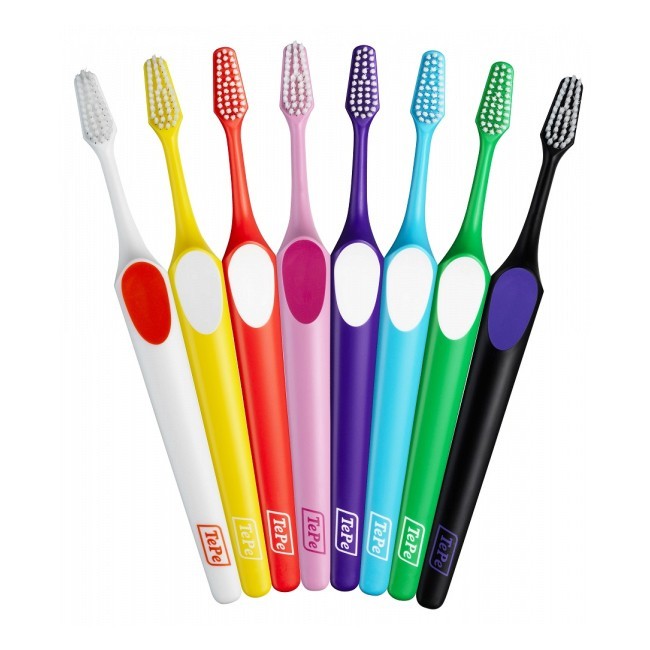 Zubní kartáček TePe Supreme soft v sáčku