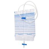 Urinálne vrecko AGMED s dolnou krížovou výpusťou, 2l, hadička 90cm, sterilné (10ks/bal)